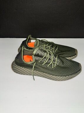 Adidas I Men’s I Sneakers I Derrupt Runner